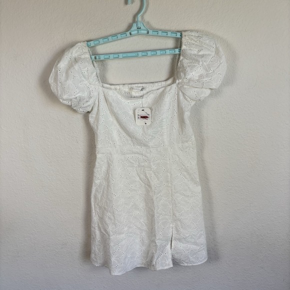 Altar'd State Dresses & Skirts - Altar'd State Dress Womens Size M Medium Zipper Broken White New With Tags $78